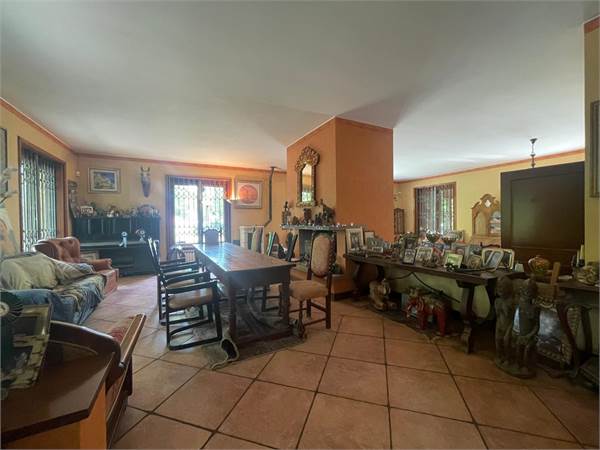 Stupenda villa con parco privato!